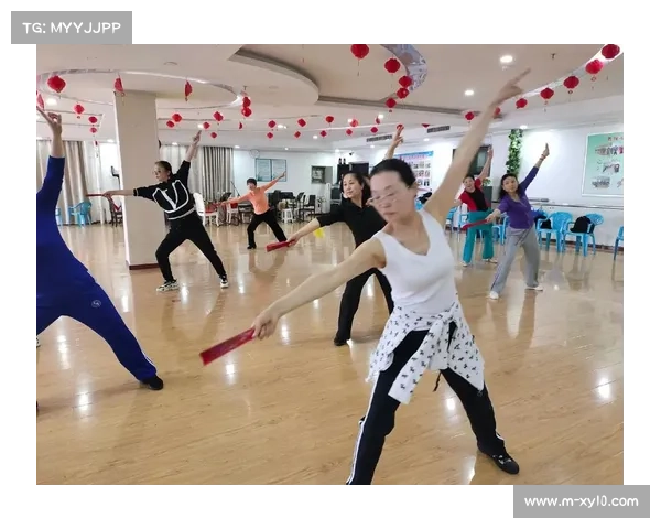 文菊下岗后创办健身苑，年培训数千人称“精神不疲软”