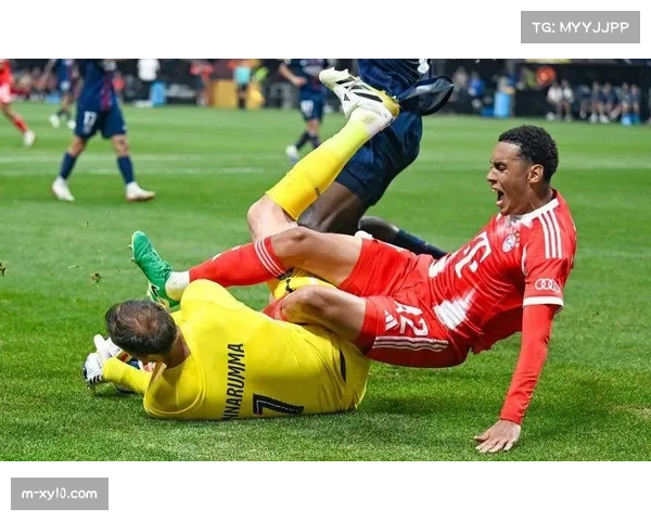 从青训到德甲：穆西亚拉伤愈回归助力拜仁欧冠冲刺